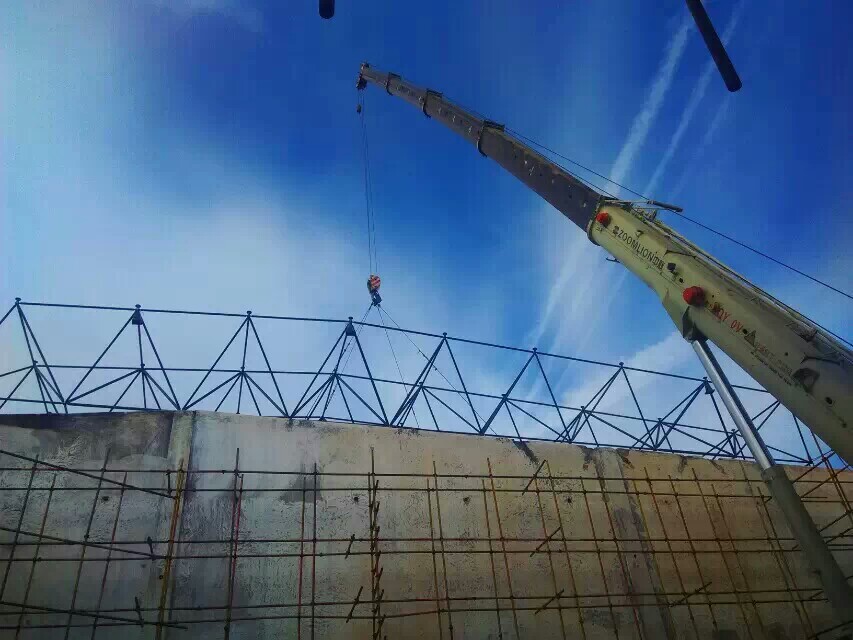 大渡口食堂网架结构工程